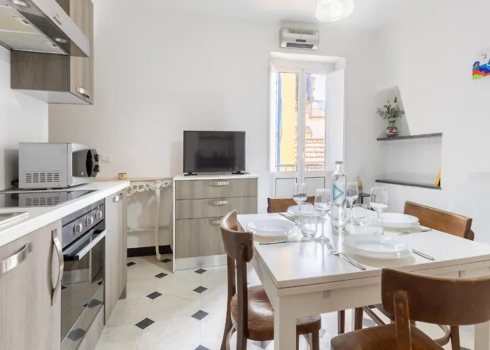 Hostdomus - Ca' Di Nava Vakantiehuis Alassio