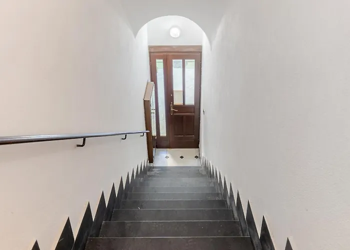 Vakantiehuis Hostdomus - Ca' Di Nava *