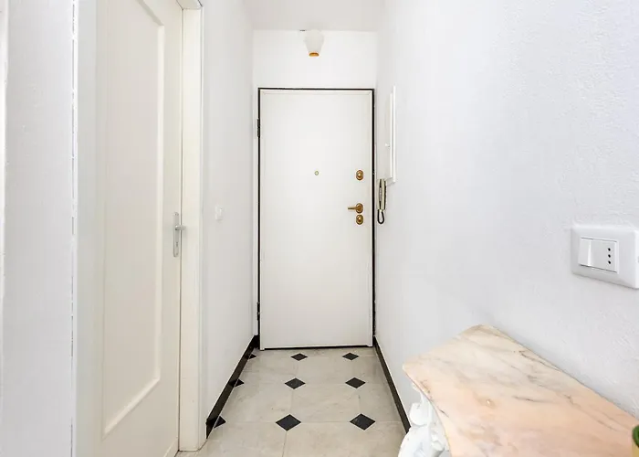 Vakantiehuis Hostdomus - Ca' Di Nava Alassio