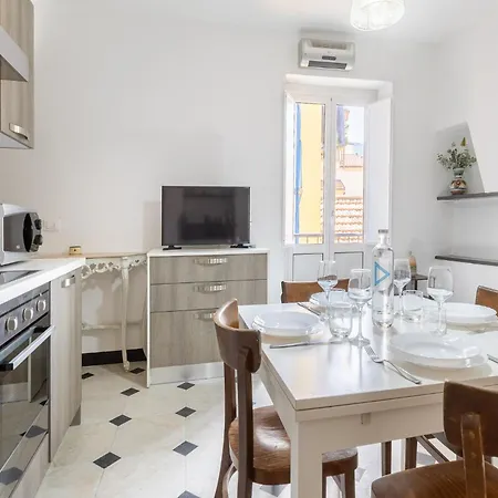 Hostdomus - Ca' Di Nava Casa vacanze Alassio